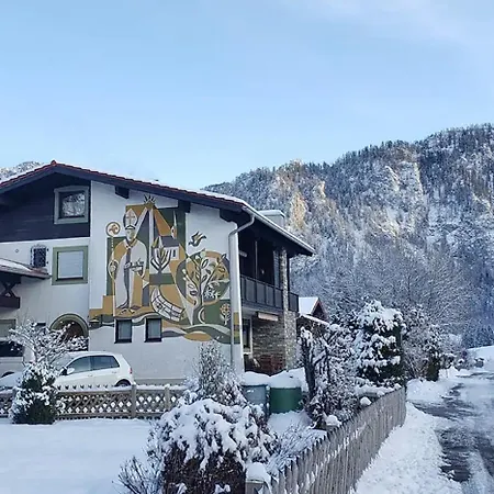 Gemuetliche Ferienwohnung Mit Terrasse Und Bergblick * Inzell